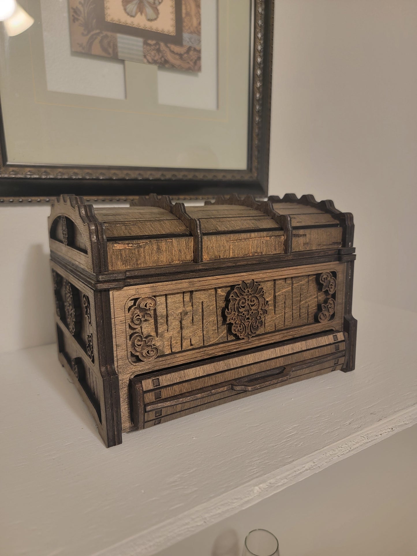 Vintage Elegance Laser-Cut Jewelry Box with Cranberry Felt Interior